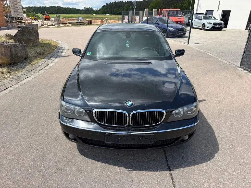 Gebraucht BMW 730 231 PS (169 kW) 2007 Schwarz Limousine