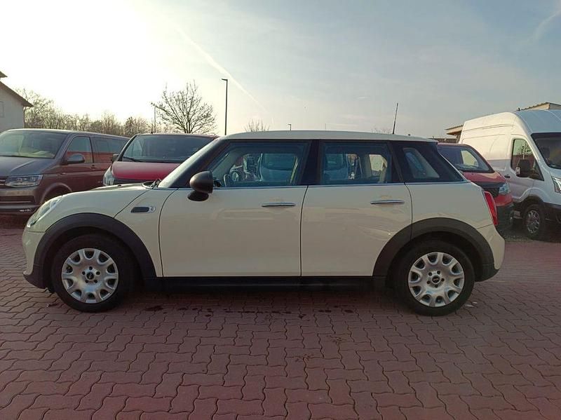 Gebraucht Mini ONE 75 PS (55 kW) 2015 Weiß Kleinwagen