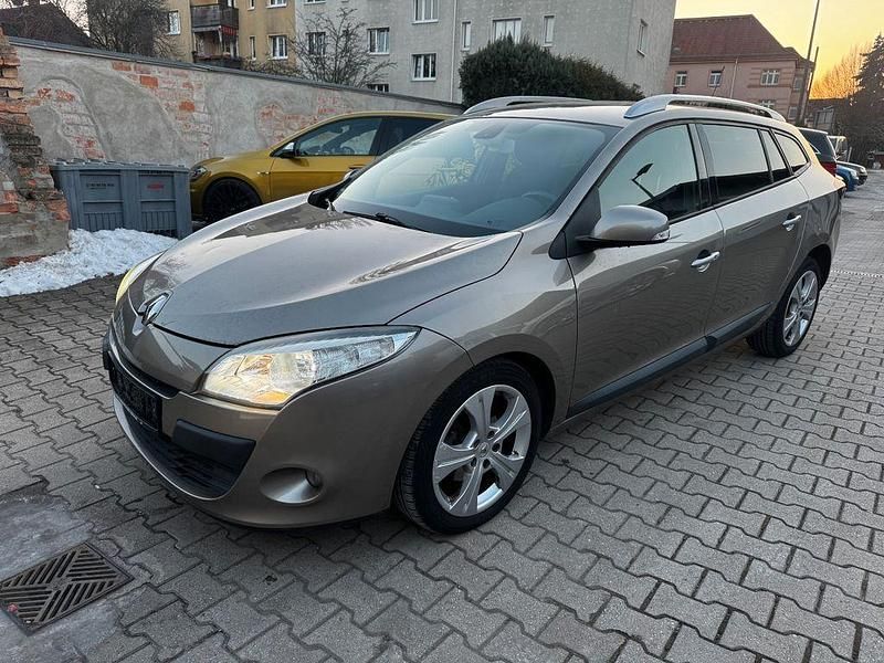Gebraucht 2009 Renault Mégane III Luxe Limousine | 3.480 € (Fairer Preis) - Bild 1/4
