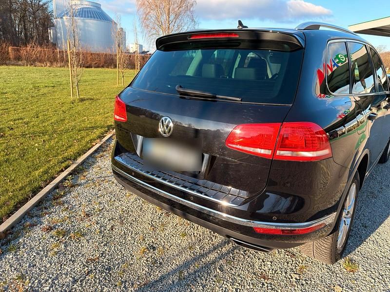 Gebraucht VW Touareg 286 PS (210 kW) 2015 Schwarz SUV