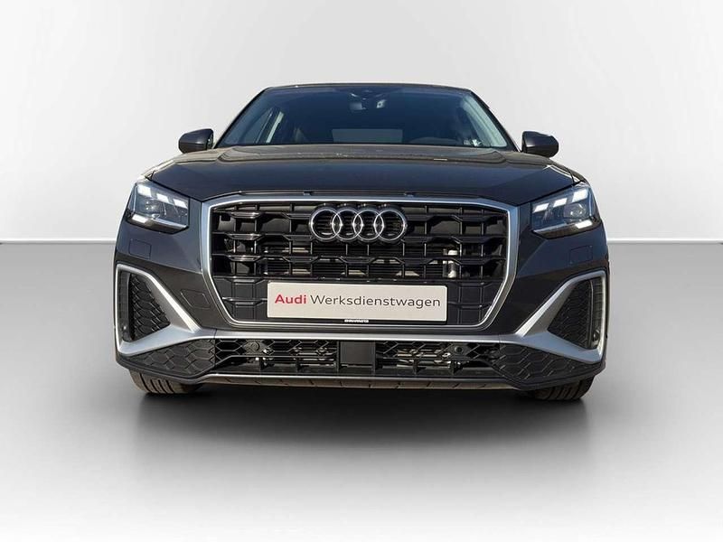 Gebraucht Audi Q2 S-Line 150 PS (110 kW) 2025 Daytonagrau perleffekt SUV