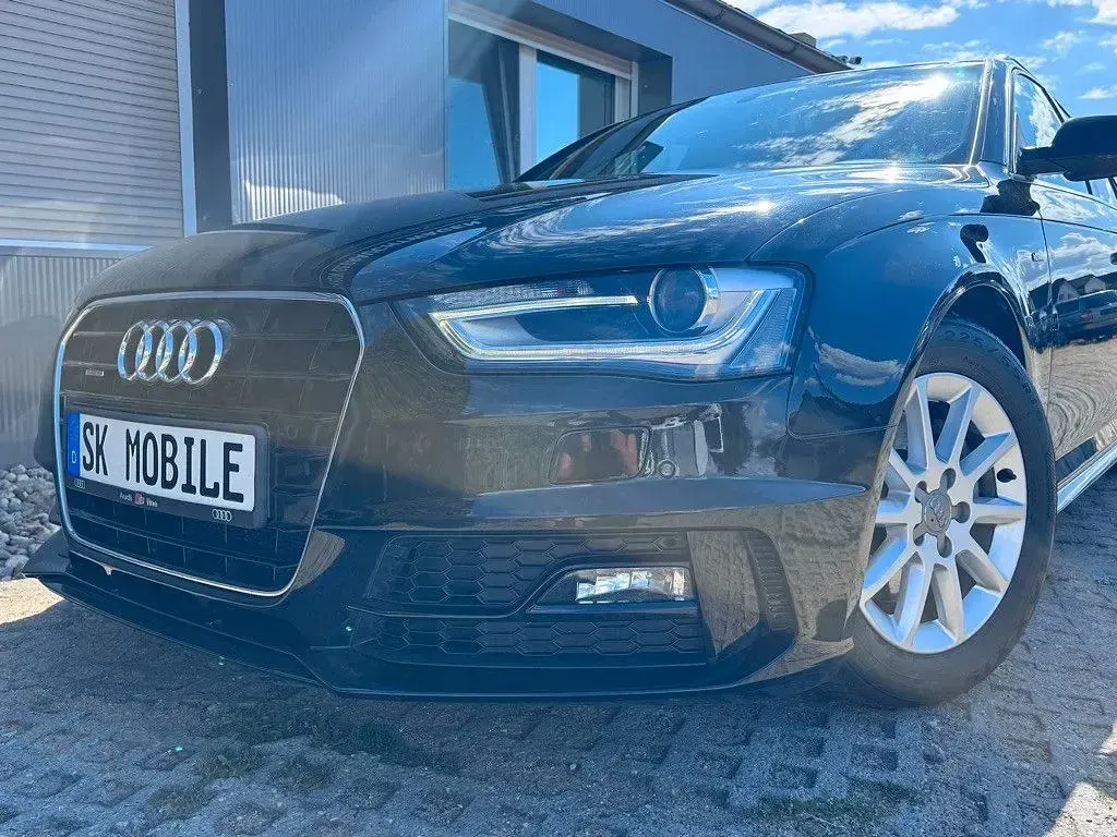 Gebraucht Audi A4 S-Line 190 PS (139 kW) 2015 Schwarz Limousine