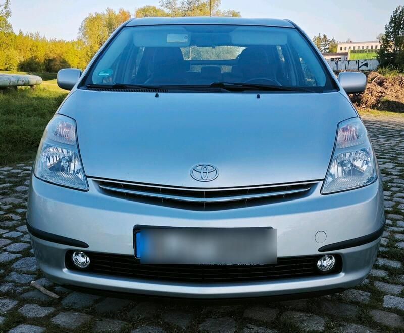 Grau Gebraucht 2009 Toyota Prius Kleinwagen | 6.199 € (Fairer Preis) - Bild 1/4