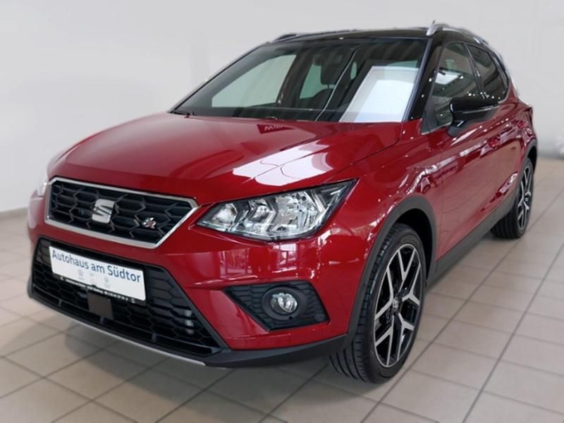 Gebraucht Seat Arona FR 110 PS (80 kW) 2021 Desire rot metallic/midnight schwarz met (metallic) SUV
