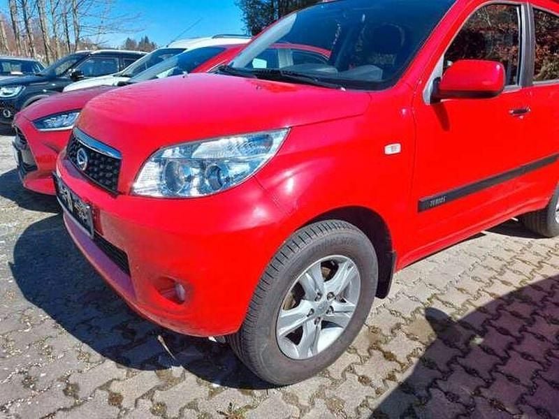 Gebraucht Daihatsu Terios 105 PS (77 kW) 2010 Rot SUV
