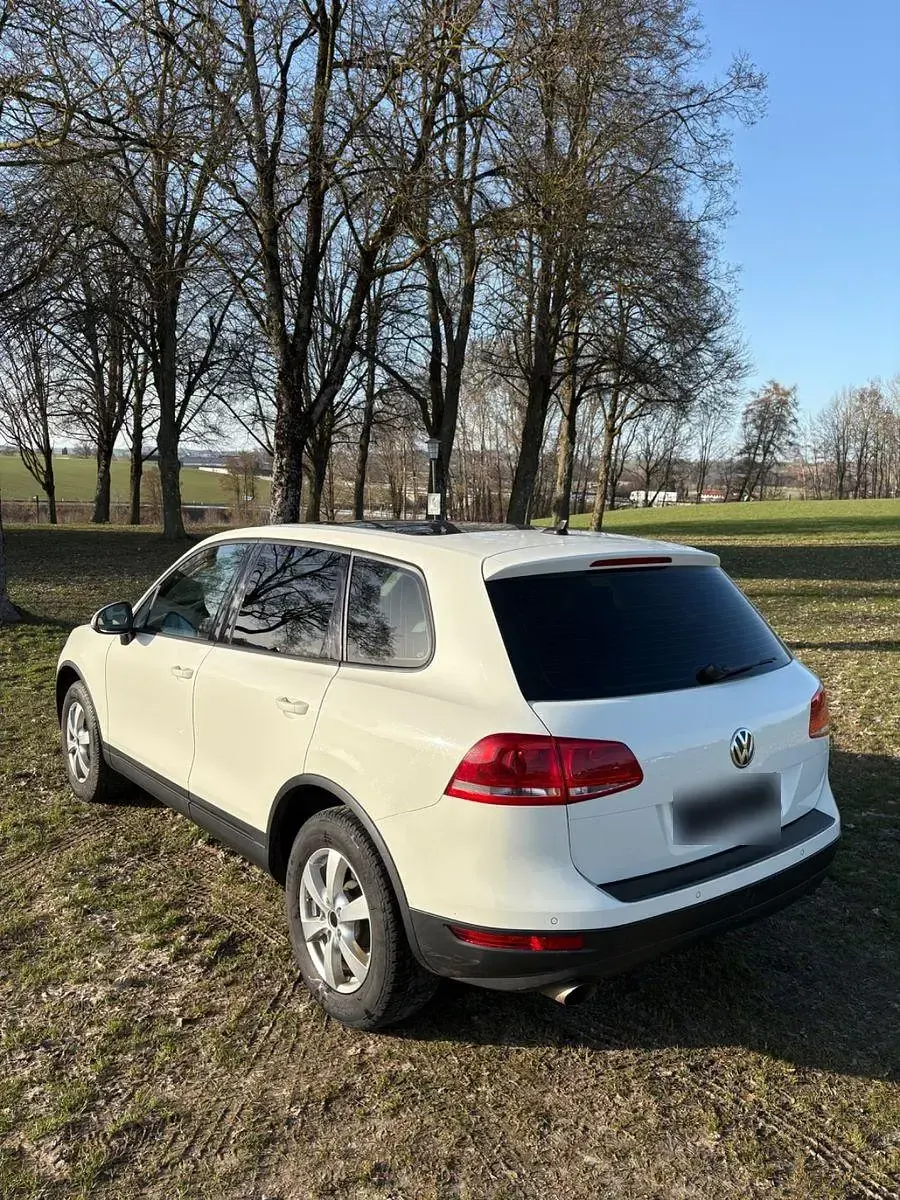 Gebraucht VW Touareg 239 PS (175 kW) 2011 Beige SUV