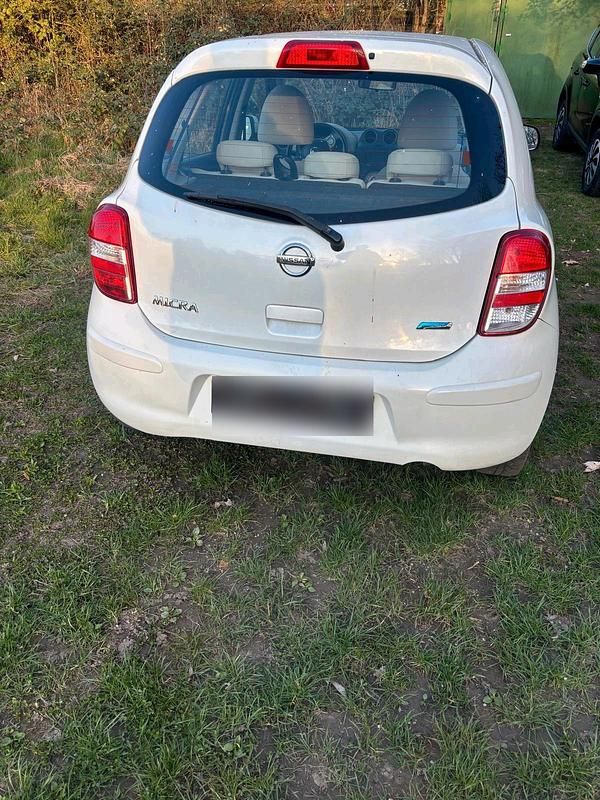 Gebraucht Nissan Micra 80 PS (58 kW) 2012 Weiß Kleinwagen