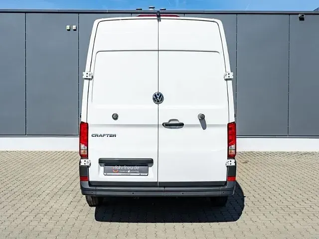Używany VW Crafter 140 KM (102 kW) 2023 Biały Van