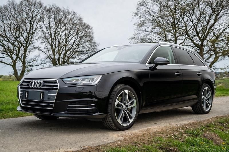 Gebraucht Audi A4 190 PS (139 kW) 2018 Schwarz Kombi