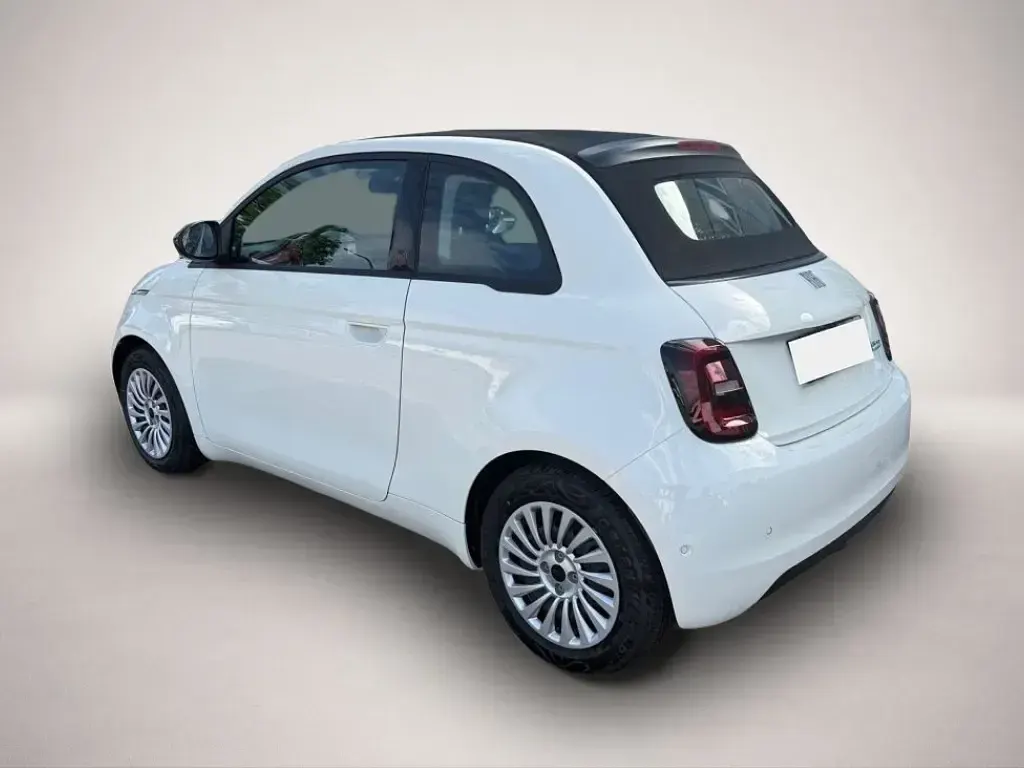 Neu Fiat 500e Red 86 kW (118 PS) 2025 Weiß Cabrio