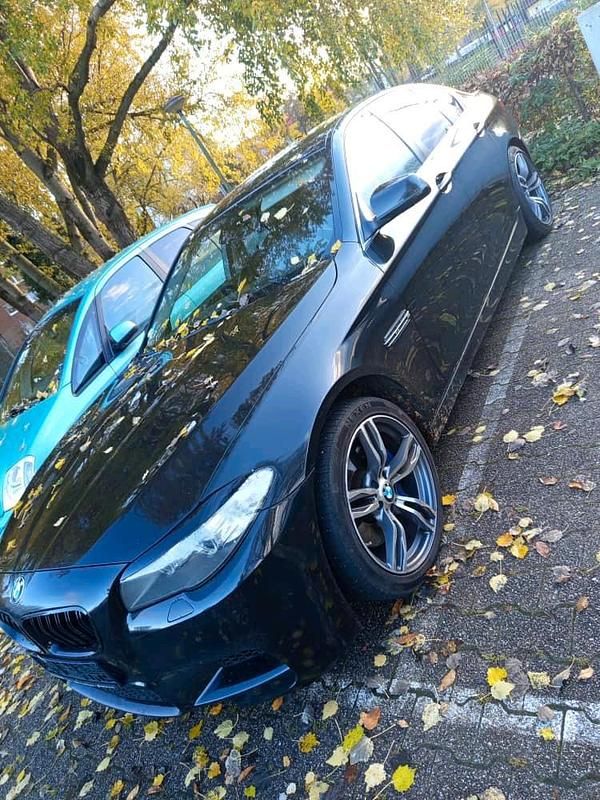 Schwarz Gebraucht 2010 BMW 530 Limousine | 8.600 € (Superpreis) - Bild 1/4
