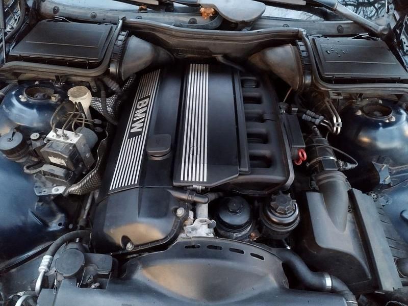 Gebraucht BMW 520 150 PS (110 kW) 1999 Blau Limousine