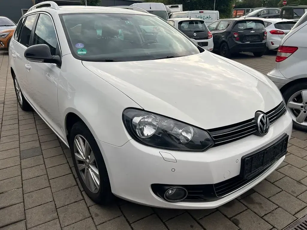 Gebraucht VW Golf VI Style 105 PS (77 kW) 2012 Weiß Kombi