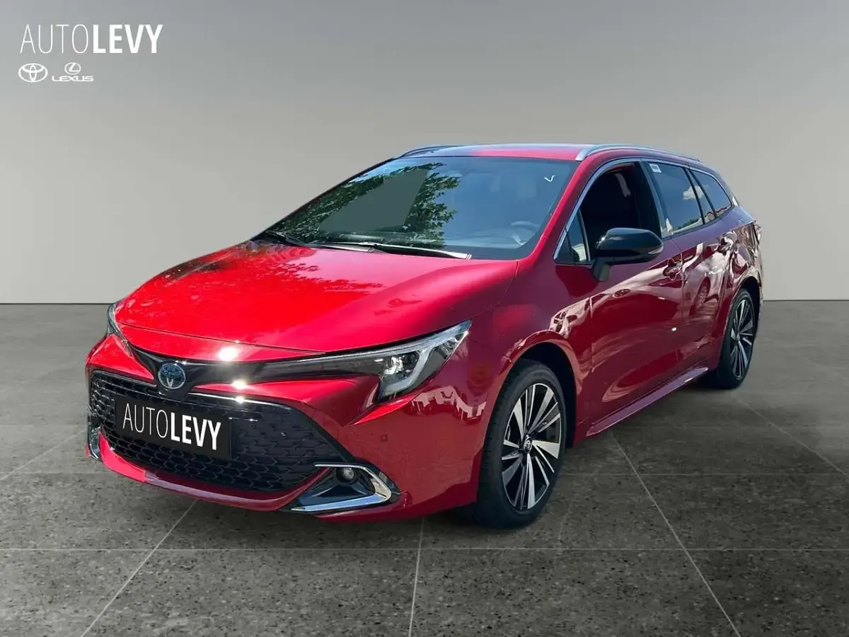 Neu Toyota Corolla 196 PS (144 kW) 2026 Rot Kombi