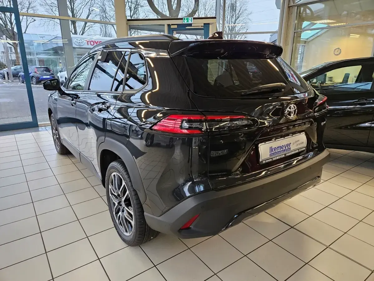 Gebraucht Toyota Corolla Cross 179 PS (131 kW) 2025 Schwarz SUV