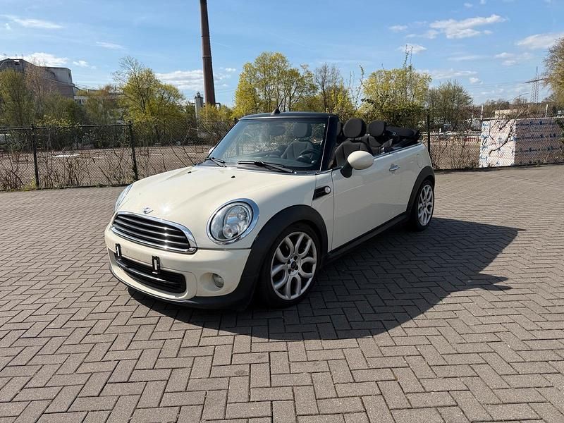 Gebraucht Mini Cooper Cabriolet 98 PS (72 kW) 2011 Beige Cabrio