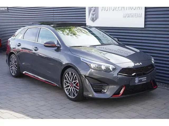 Gebraucht Kia ProCeed GT 204 PS (150 kW) 2023 Grau (pentametal metallic) Kombi