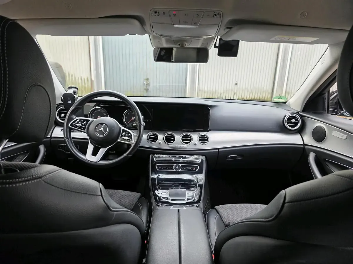 Gebraucht Mercedes E300 245 PS (180 kW) 2018 Kombi