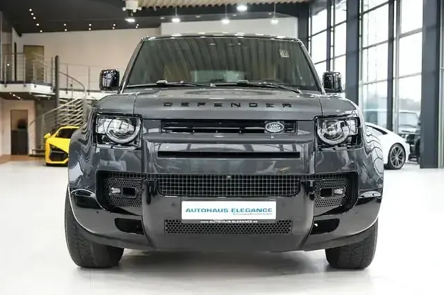 Gebraucht Land Rover Defender 525 PS (386 kW) 2023 Carpathian grey SUV