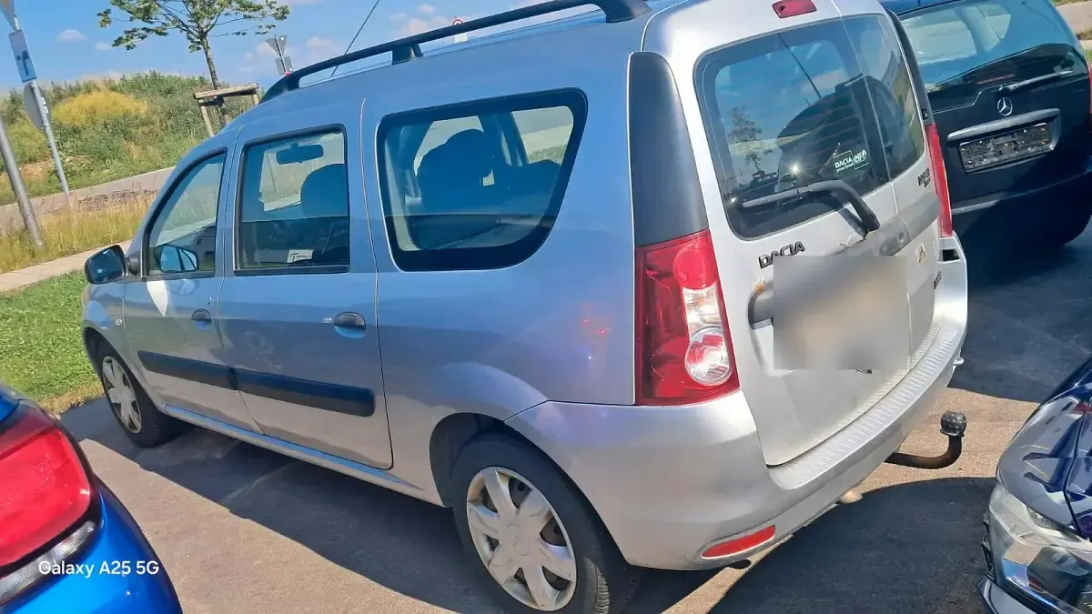 Gebraucht Dacia Logan 87 PS (63 kW) 2009 Silber Kombi