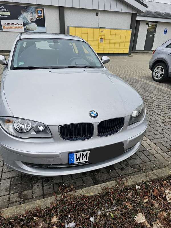 Grau Gebraucht 2007 BMW 116 Kleinwagen | 2.200 € (Superpreis) - Bild 1/4