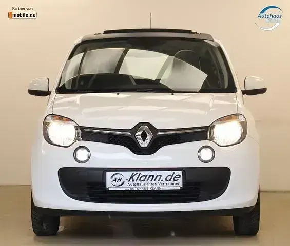 Używany Renault Twingo Liberty 71 KM (52 kW) 2015 Biały Hatchback
