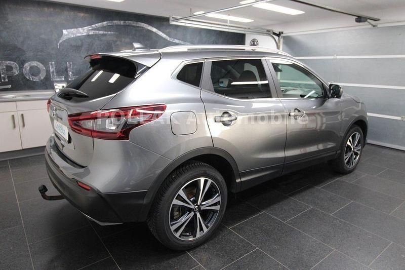 Gebraucht Nissan Qashqai Zama 140 PS (102 kW) 2021 Grau SUV