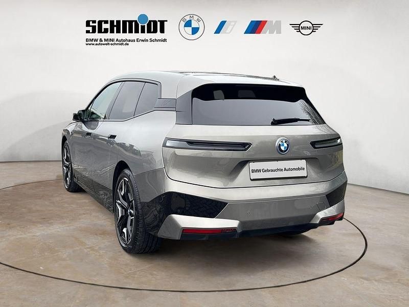 Gebraucht BMW iX Performance 455 kW (619 PS) 2023 Grau SUV
