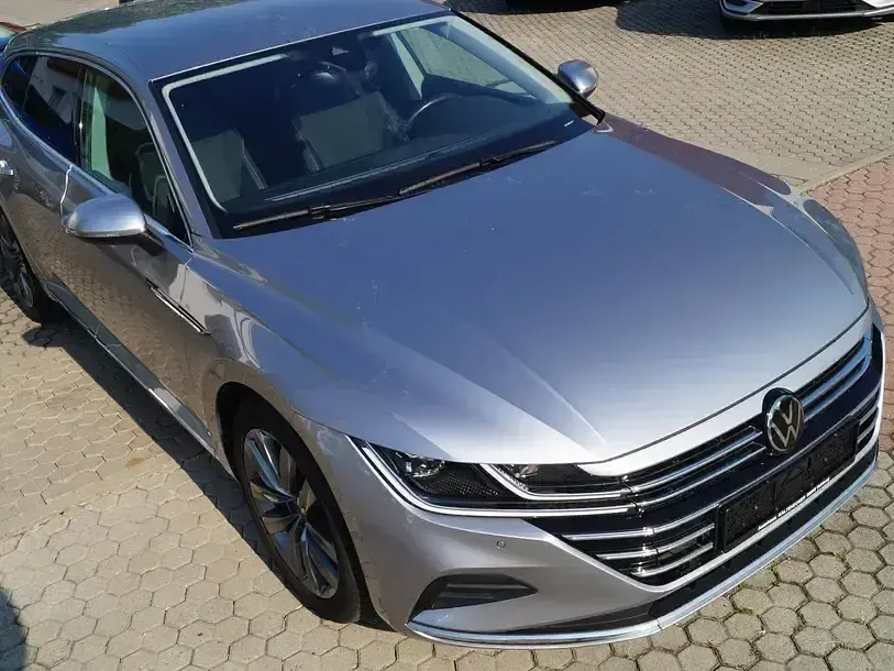 Gebraucht VW Arteon Elegance 150 PS (110 kW) 2024 Silber Kombi