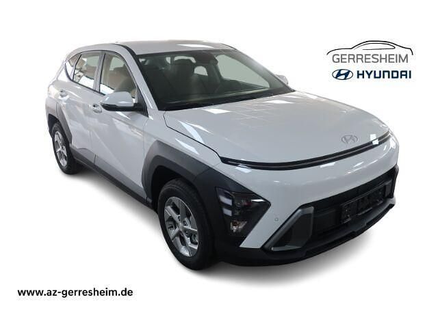 Weiss Gebraucht 2023 Hyundai Kona Select SUV | 29.887 € (Guter Preis) - Bild 1/4