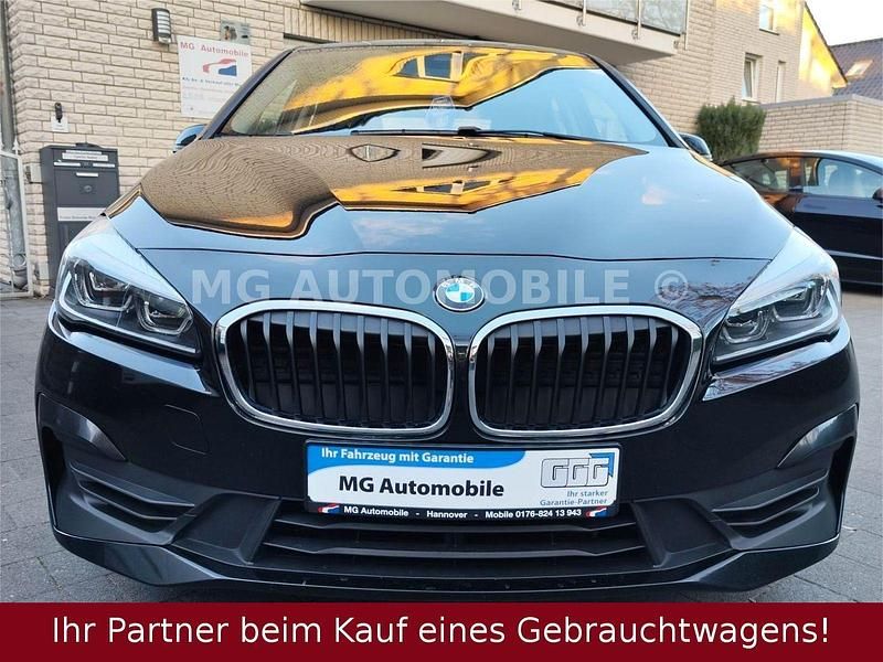 Gebraucht BMW 216 Advantage 116 PS (85 kW) 2020 Schwarz Kombi