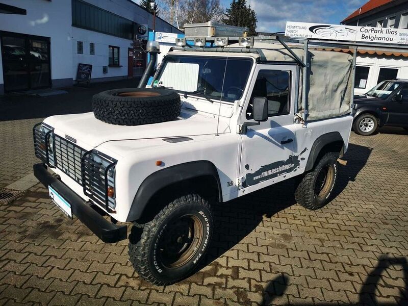 Gebraucht Land Rover Defender 113 PS (83 kW) 1998 Weiß SUV
