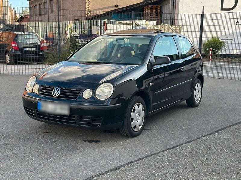 Schwarz Gebraucht 2004 VW Polo Limousine | 1.350 € (Guter Preis) - Bild 1/4