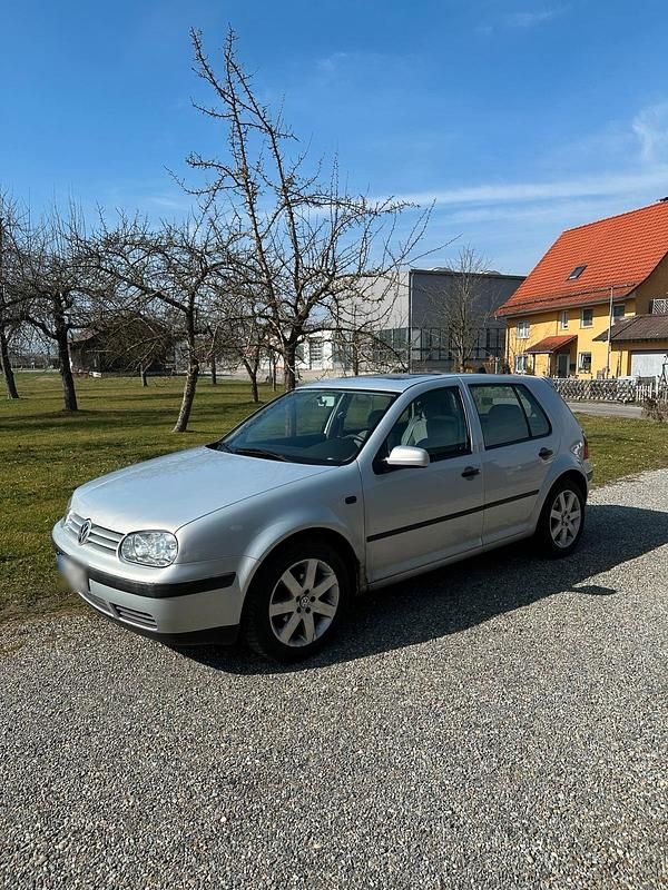 Gebraucht VW Golf IV 75 PS (55 kW) 1999 Silber Kleinwagen