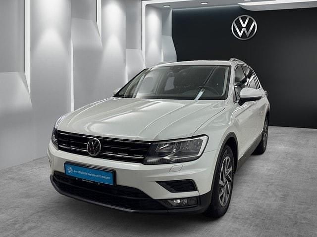 Oryxweiß perlmutteffekt Gebraucht 2017 VW Tiguan Sound SUV | 22.780 € (Teuer) - Bild 1/3