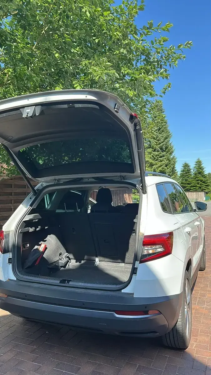 Gebraucht Skoda Karoq Ambition 150 PS (110 kW) 2019 Weiß SUV