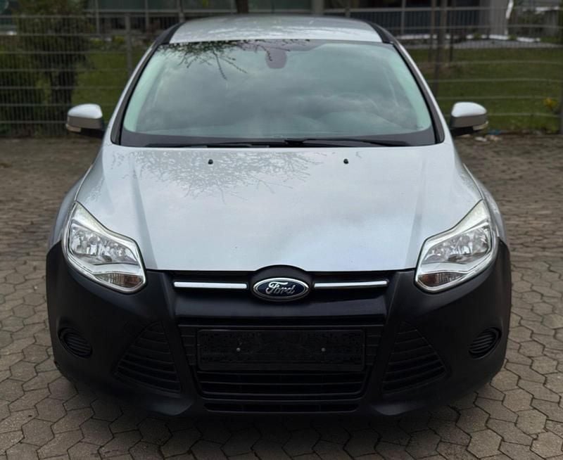 Second-hand Ford Focus 116 CP (85 kW) 2013 Argintiu Break