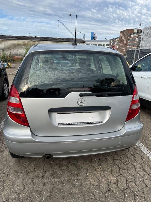 Silber Gebraucht 2007 Mercedes A170 Classic Limousine | 4.000 € (Guter Preis) - Bild 1/4
