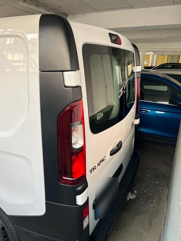 Gebraucht Renault Trafic 125 PS (91 kW) 2018 Weiß Van / Kleinbus