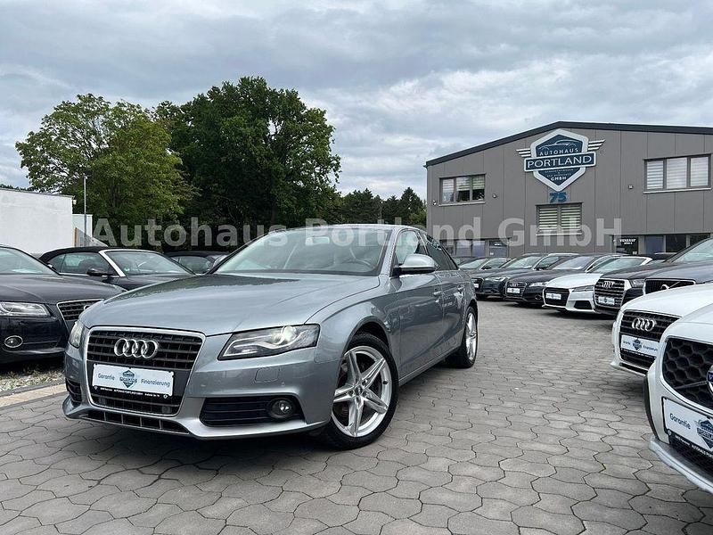 Grau Gebraucht 2008 Audi A4 Attraction Limousine | 9.999 € (Teuer) - Bild 1/4
