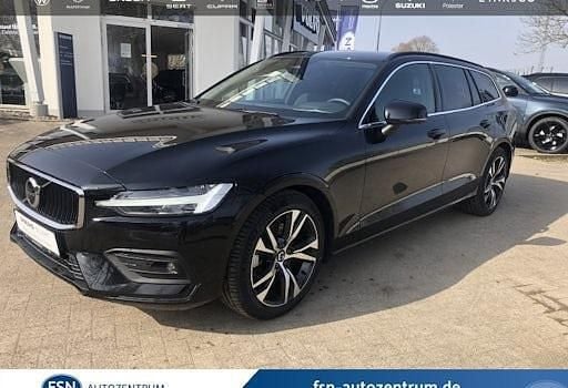 Usado Volvo V60 Core 197 HP (144 kW) 2025 Preto Carrinha