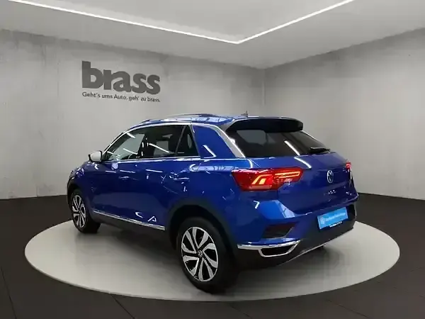 Gebraucht VW T-Roc Active 150 PS (110 kW) 2021 5z ravennablau metallic SUV