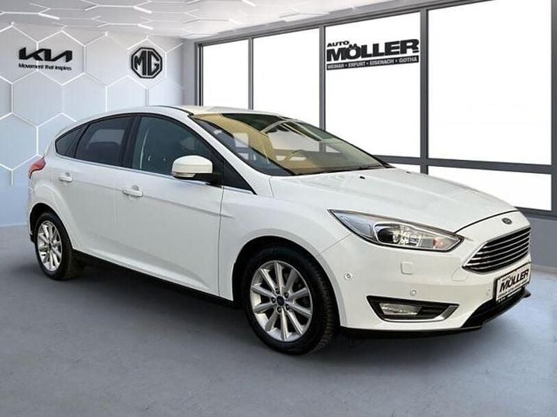 Gebraucht Ford Focus Titanium 125 PS (91 kW) 2017 Weiss Limousine