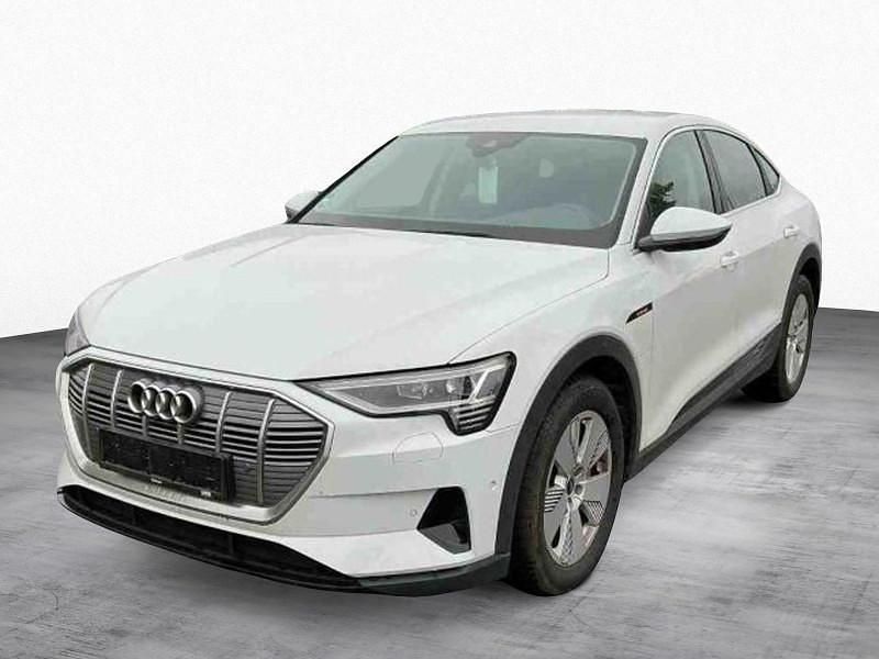 Gebraucht Audi e-tron Sportback Comfort 230 kW (313 PS) 2022 Weiß SUV