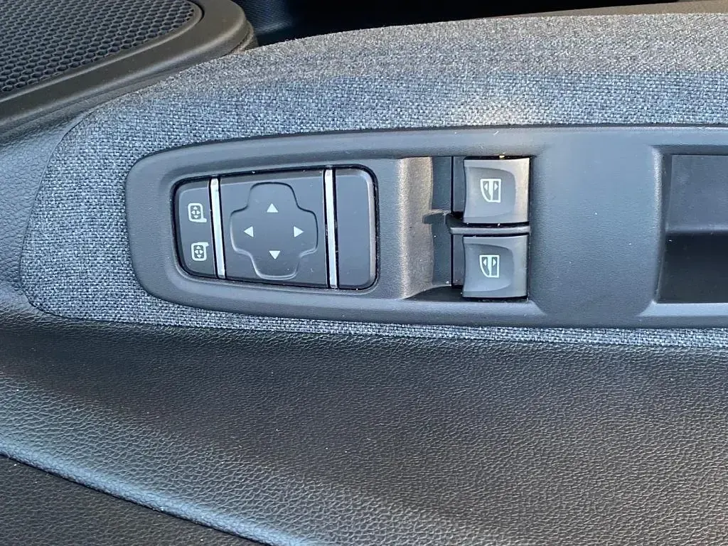 Gebraucht Renault Zoe Evolution 80 kW (109 PS) 2022 Weiß Kleinwagen