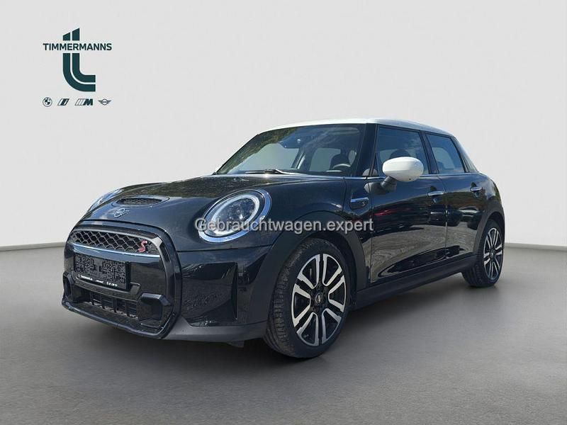 midnight black (metallic) Gebraucht 2024 Mini Cooper S Kleinwagen | 30.890 € (Etwas zu teuer) - Bild 1/4