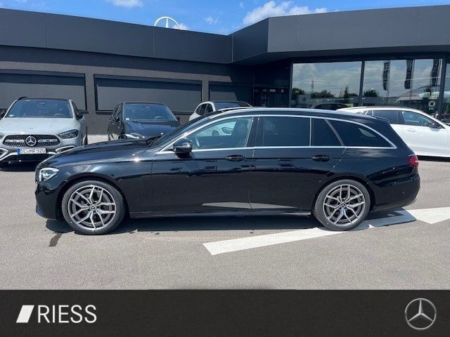 Gebraucht Mercedes E220 AMG 200 PS (147 kW) 2023 Schwarz Kombi