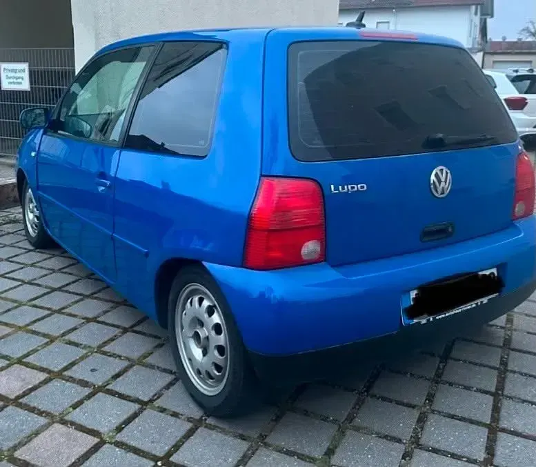 Gebraucht VW Lupo Basis 60 PS (44 kW) 2001 Blau Kleinwagen