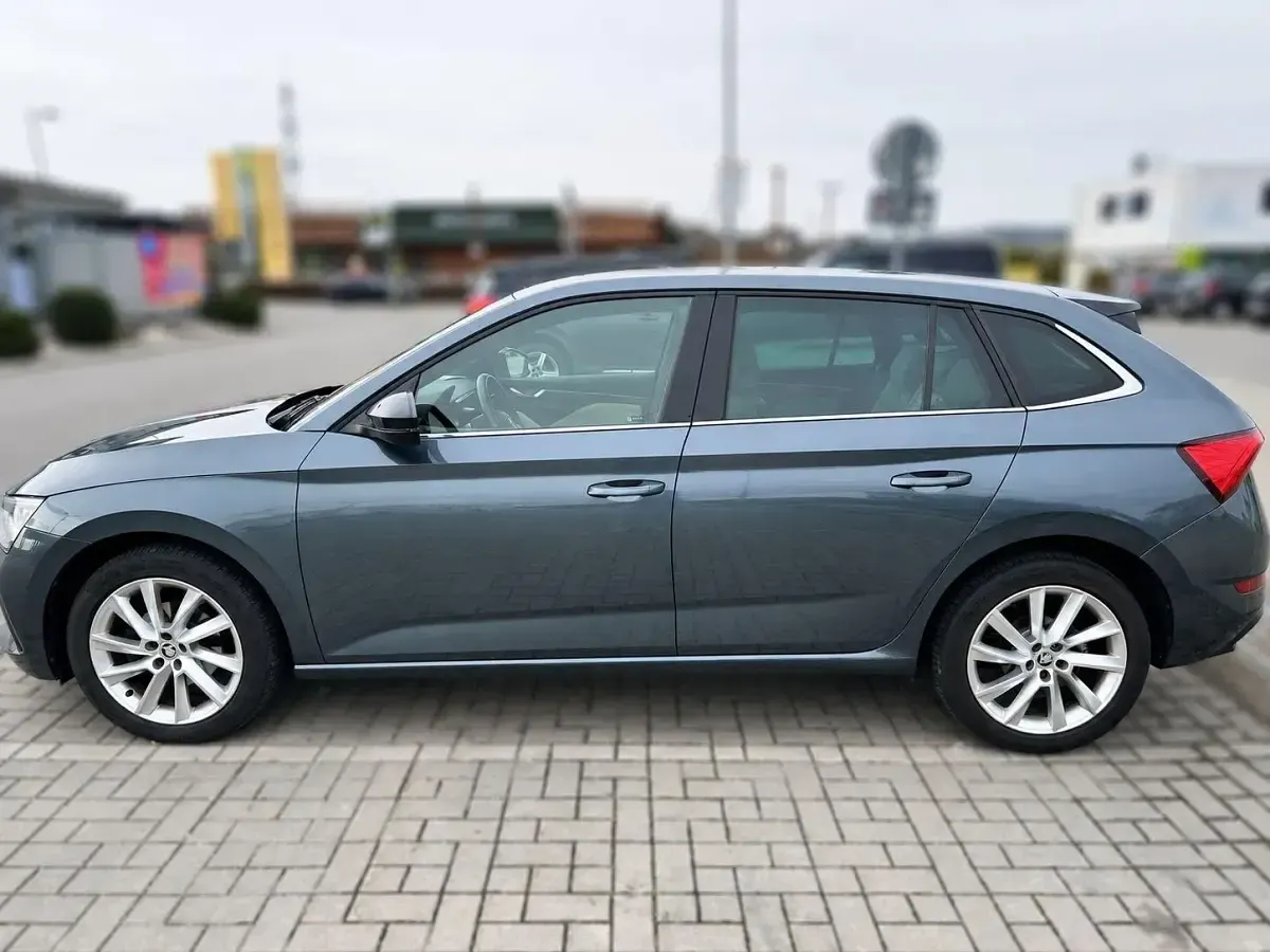 Gebraucht Skoda Scala Style 116 PS (85 kW) 2019 Grau Kleinwagen