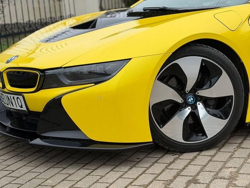 Gebraucht BMW i8 Pure Impulse 362 PS (266 kW) 2015 Gelb Coupé